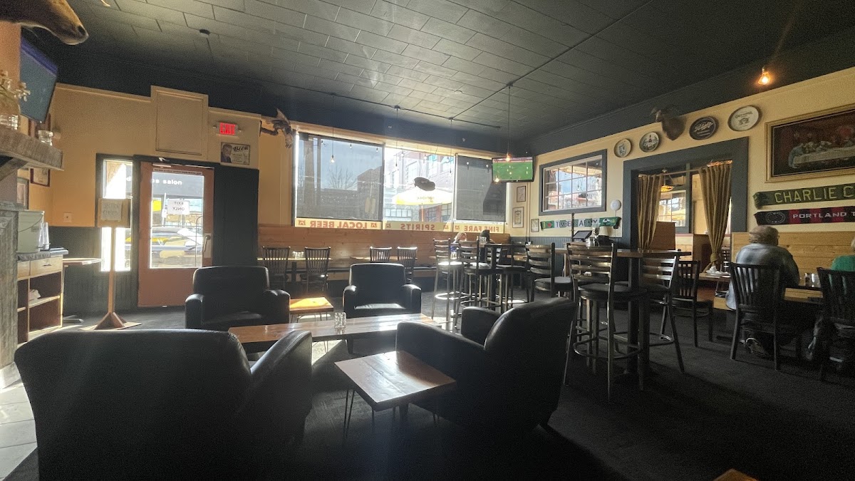 The Oaks Pub Photos 2